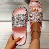Pink leopard print